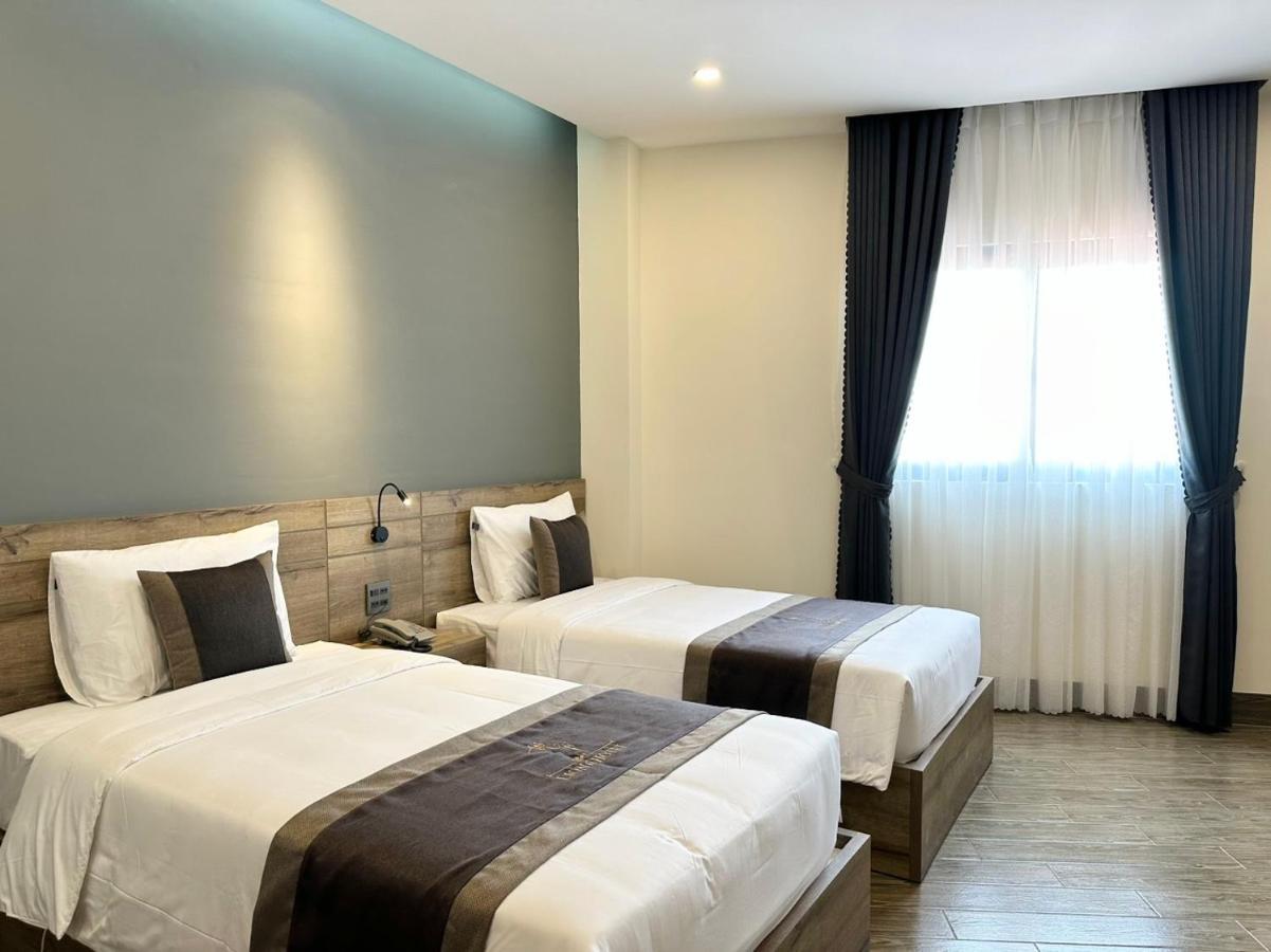 Lion 6 Hotel Can Tho Exterior foto